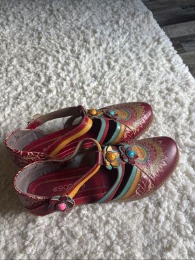 Women's Multicolor Embroidered Leather Heels - Burgundy Floral Detail